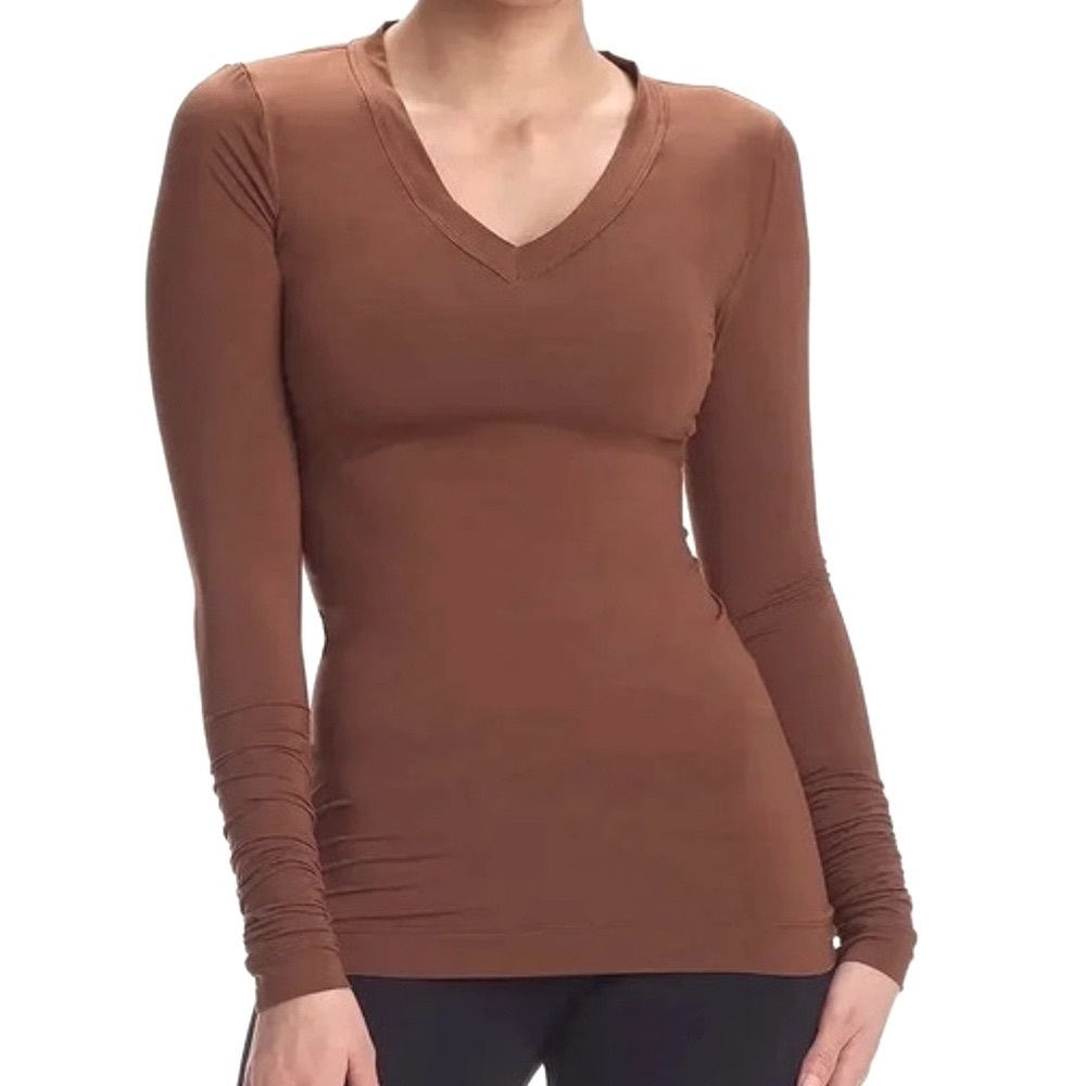 COMMANDO Butter Long Sleeve V-Neck Top in Cinnamon Brown sz L
